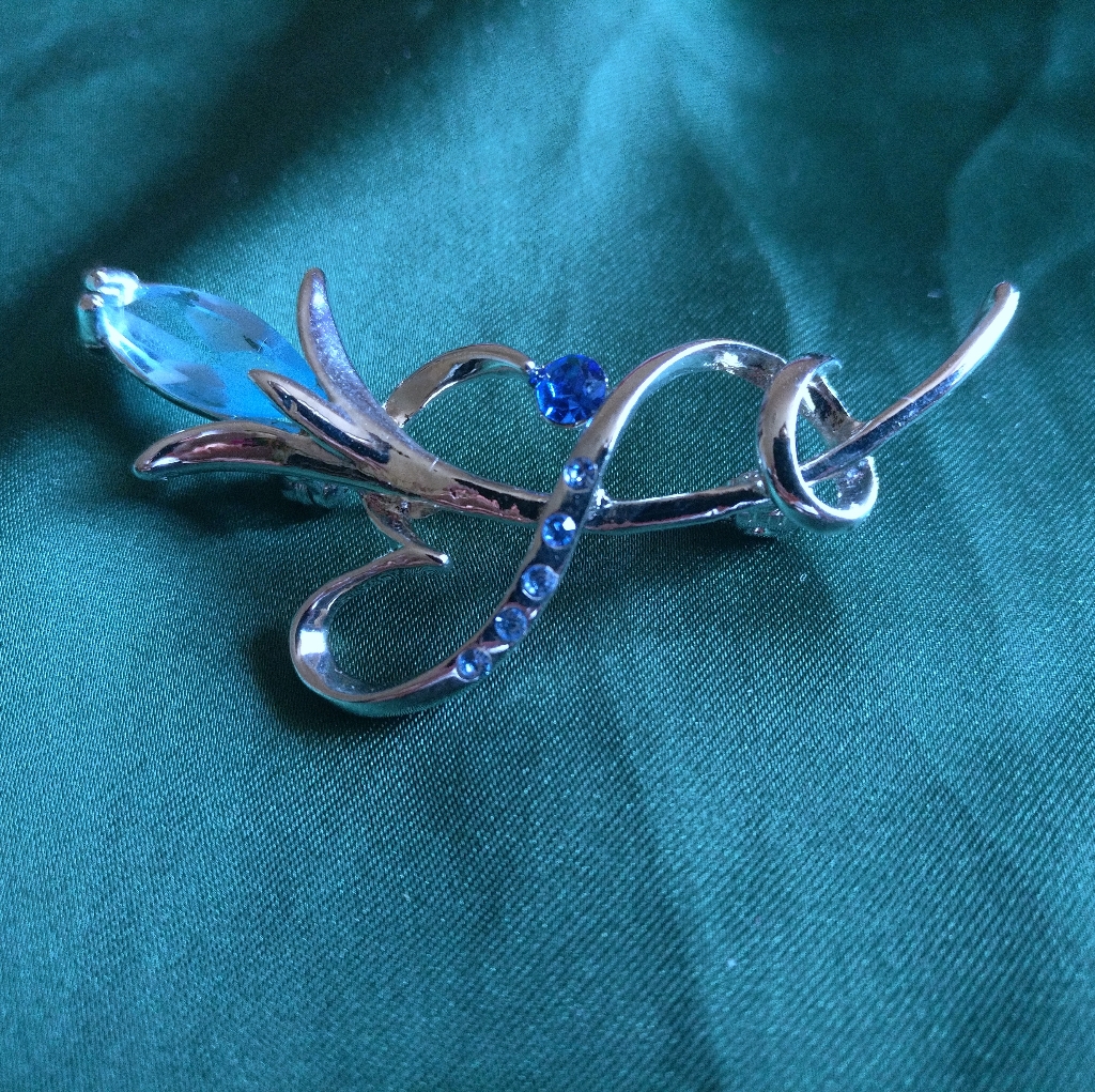 Nwot Charles Klein Silver With Blue Gems Flower Brooch